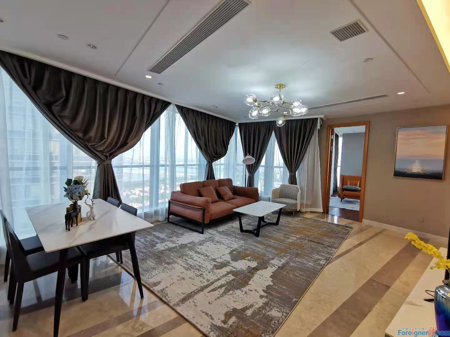 Nice!!! apartment, Suzhou Center No.9, 2 bedrooms and 2 bathrooms, with Jinji Lakeview!