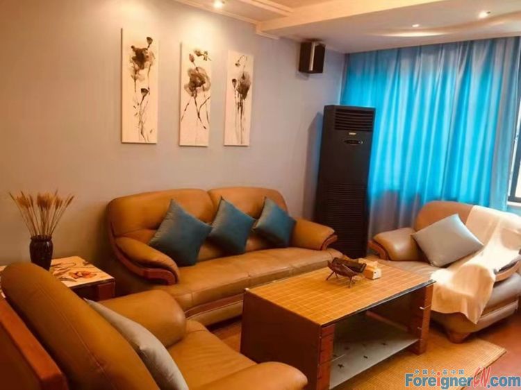 Wow!!! Property Rent in Downtown Suzhou /A Villa with amazing garde/ 6 rooms and 2bathrooms/ near to Beisita Station  
