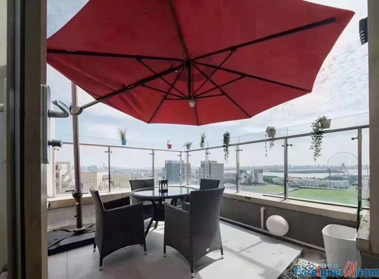 Luxury !! High-end Penthouse with terrace/ Lakeview for Rent in SIP Suzhou/5 bedrooms and 2 bathrooms/ Jinji Lake nearby
