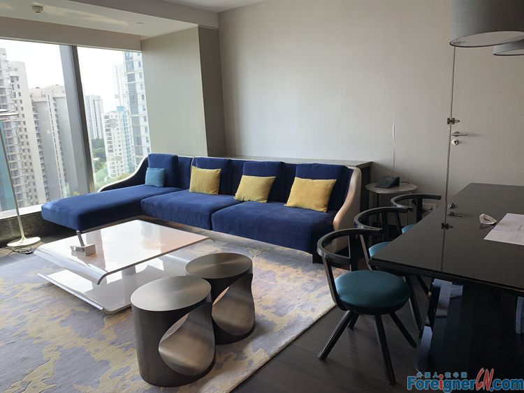 Spacious! ! ! Serviced Apartment for Expats to rent / in Suzhou W Hotel for Rent/3 bedroom and 3 bathrooms/ Jinji Lake view in Suzhou