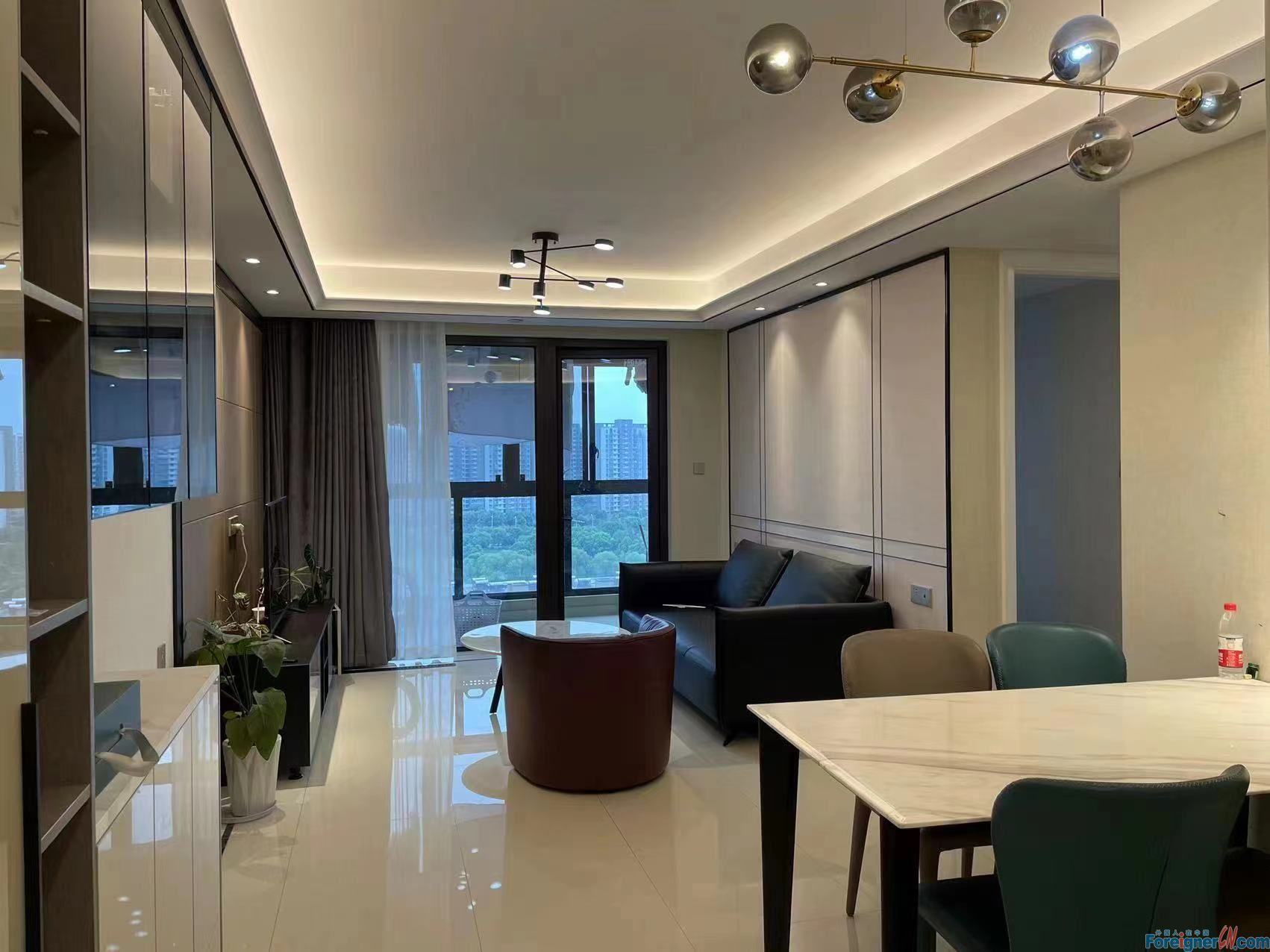 Spacious!!! Brand new flat rent in Suzhou/3 bedrooms and 2 bathrooms/ central AC, Brand new /Eton House international school/subway station 