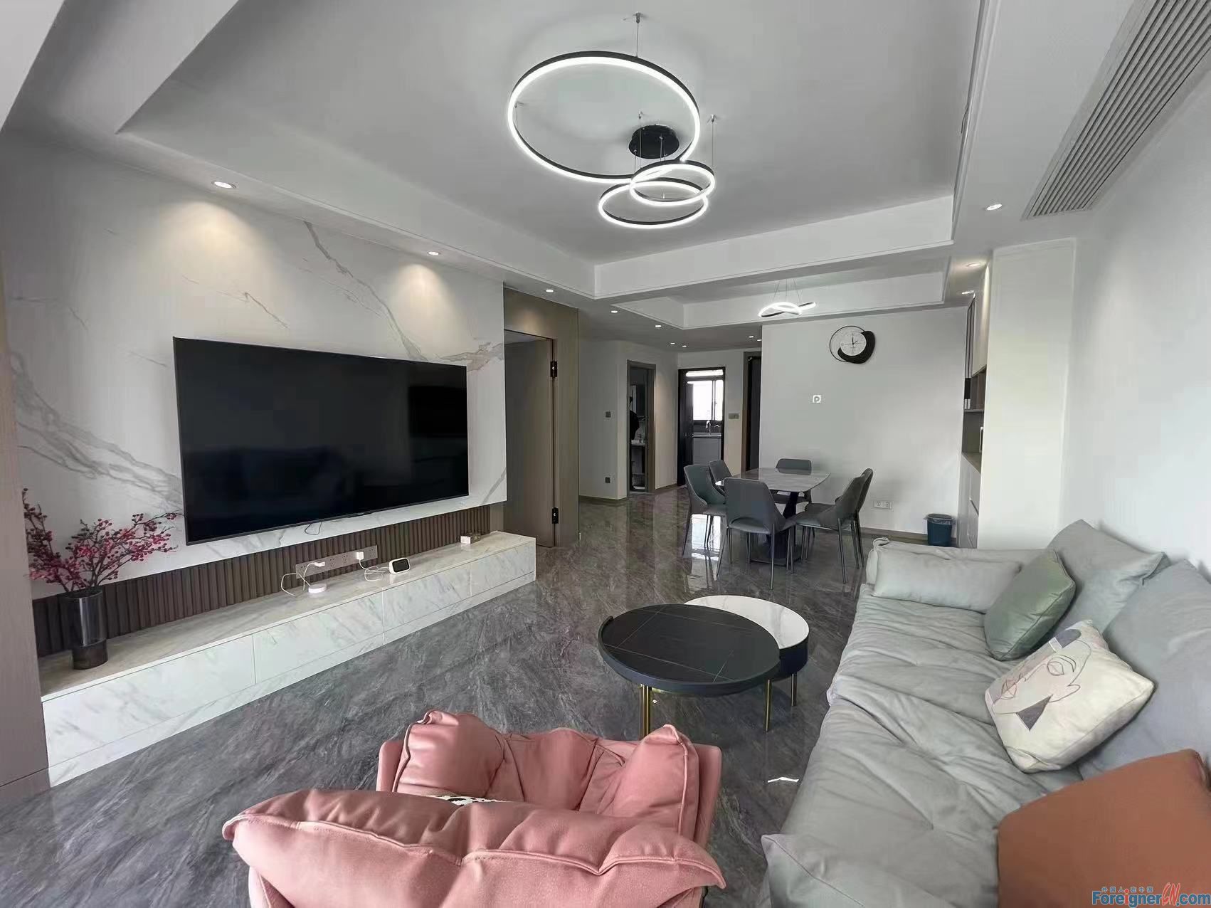 Stunning!!! Duplex Apartment to Rent in Suzhou/ 4 rooms and 3 baths/Spacious,Brand new /Floor heating，Central AC ,bathtub/close to Subway Station ,Shopping mall