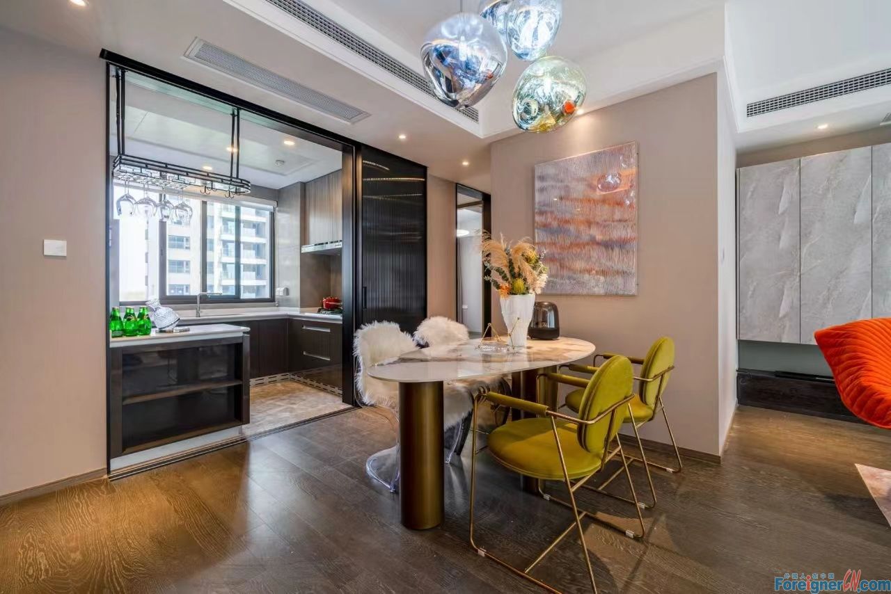 Good news!!!  Apartment is available to rent （Xiangcheng district)| bedrooms and 2 bathrooms ,140 sqm|Close to Subway|ice balcony with open view 