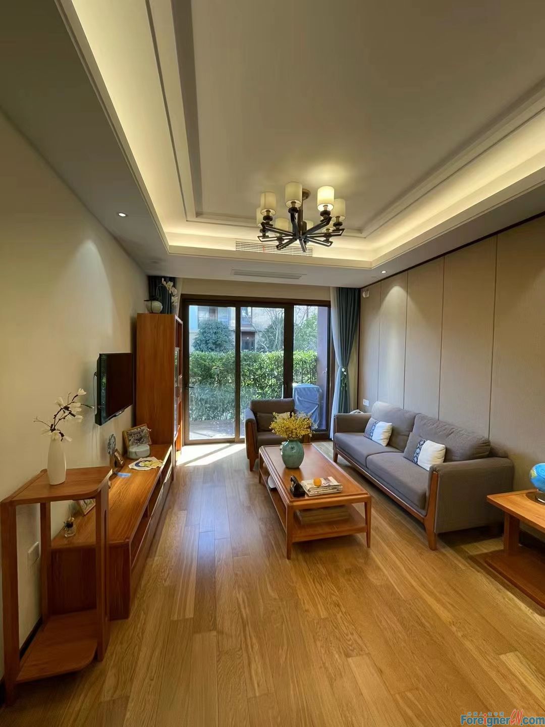 Beautiful！！Amazing house to rent in Suzhou/around Yangcheng Lake view/2 bedrooms and 1bath/ Fully furnished/Comfortable rooms/ 