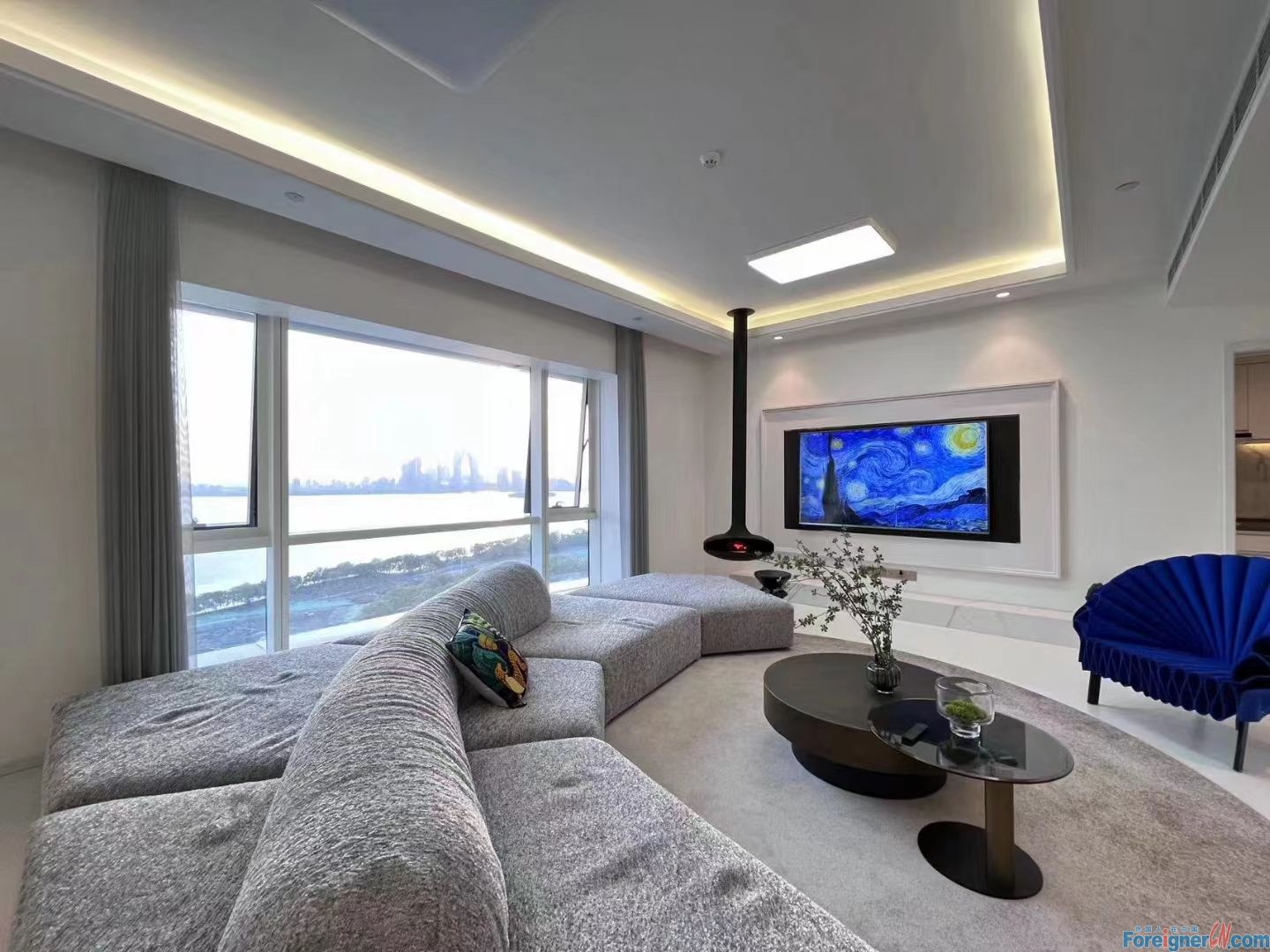 Fantastic! Luxurious HLCC Apartment Rent in SIP,Suzhou/ 2 bedrooms and 2 bathrooms/Newly renovated & Modern design/Close to Times Square,Subway station