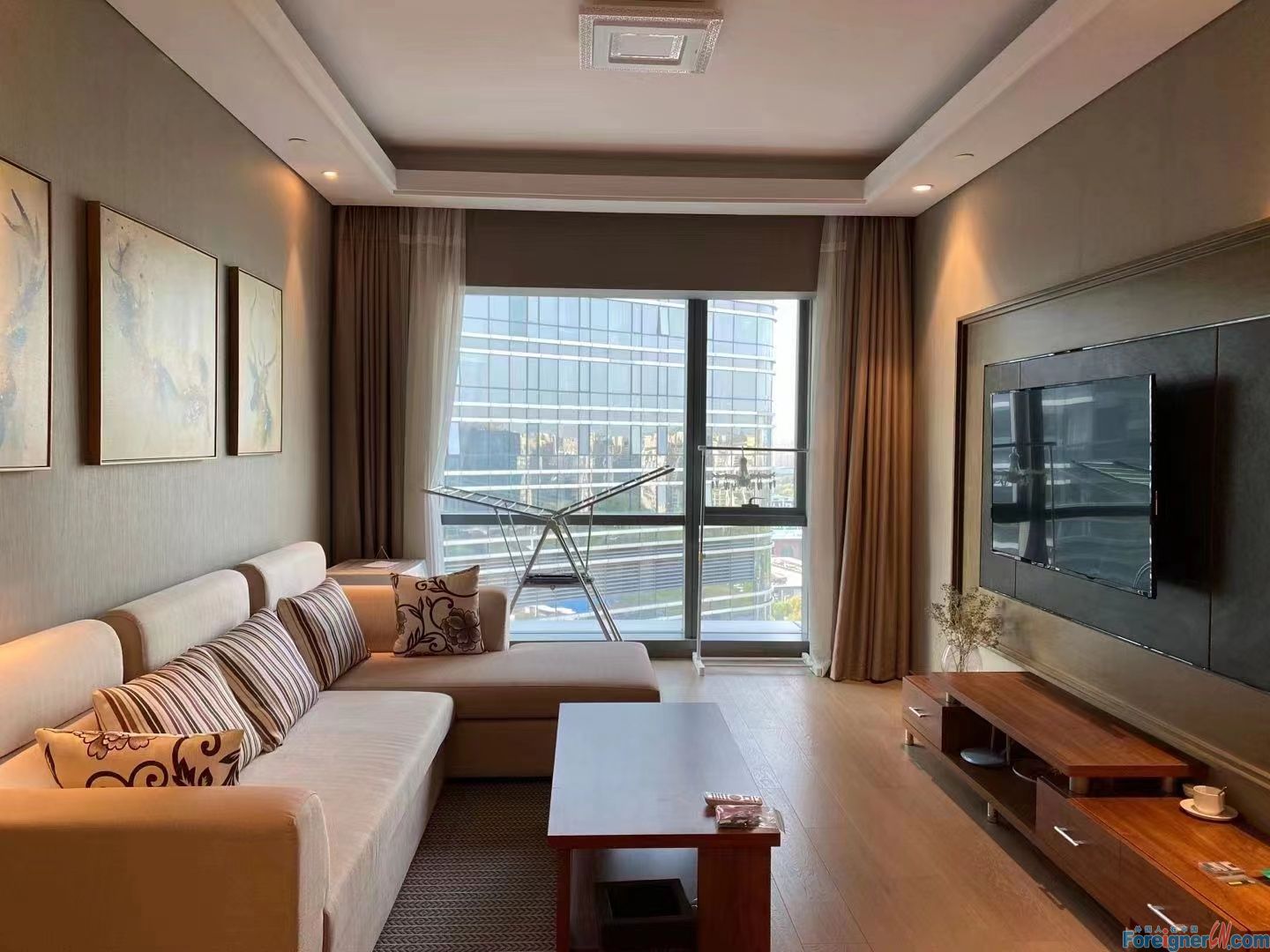 Fantastic! Luxurious HLCC Apartment Rent in SIP,Suzhou/ 1 bedroom and 1 bathroom/Newly renovated & Modern design/Close to Times Square,Subway station