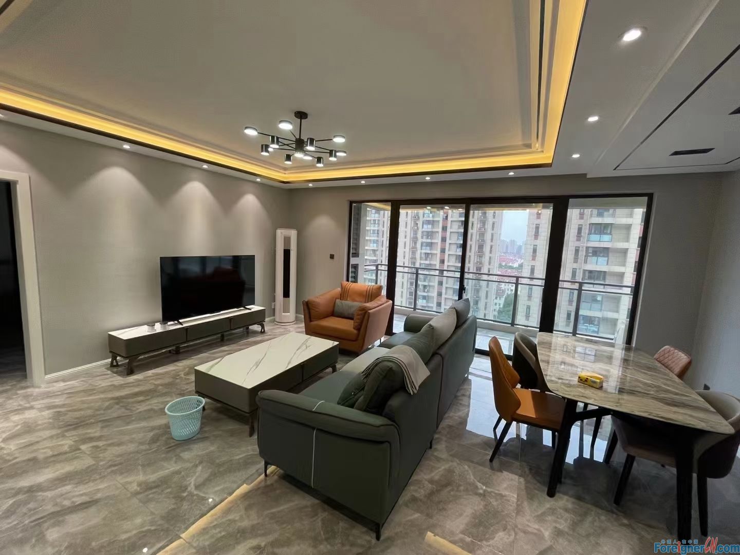 Stunning！！！ Nice apartment rent in Suzhou,SIP/ Spacious and bright rooms,central AC/Subway line below/close to internatioanl schools SSIS, Dulwish, and OCAC