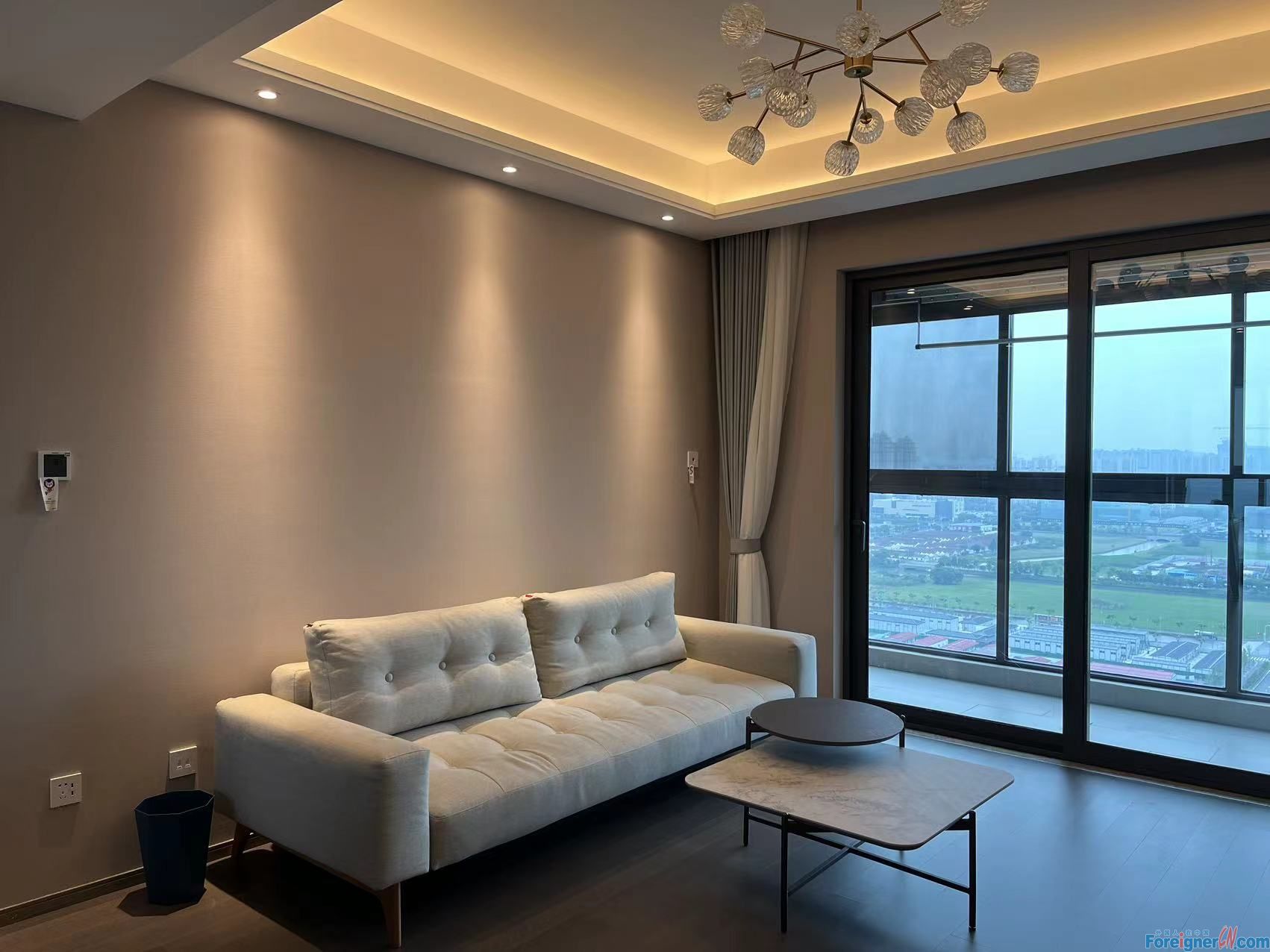 Brand new!!! Fabulous Apartment available to rent/ Central AC ,Floor heating/brand new Furniture/nice balcony with open view/Close to shopping Mall/ Suzhou Foreign Language school Xiangcheng Campus  