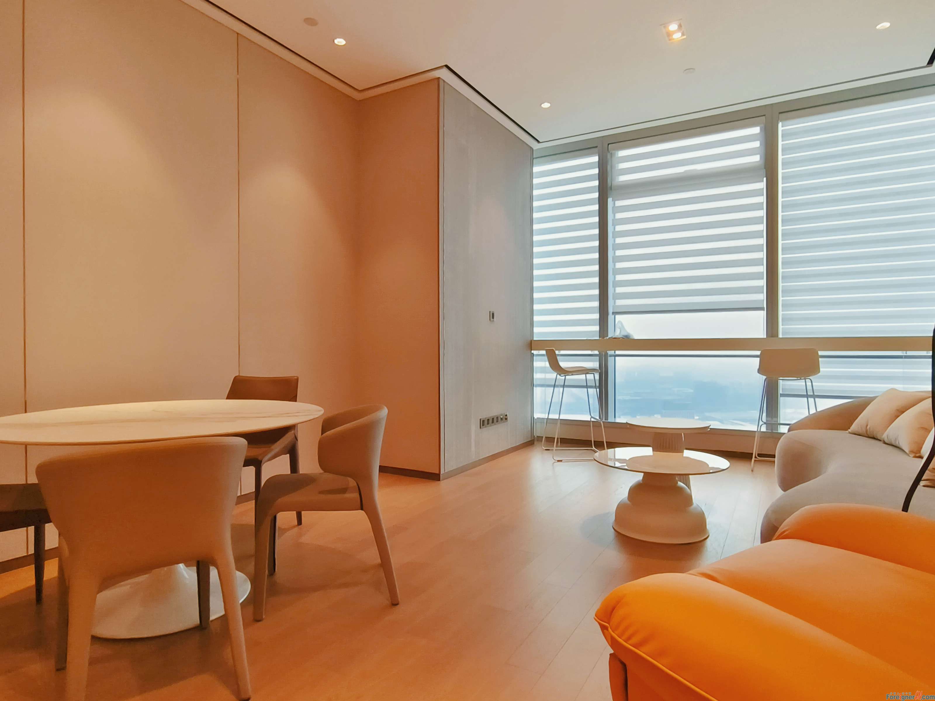 Great！！！IFS apartment ，2rooms，2baths，153sqm，clean, well-kept, spacious, large kitchen, modern, bright