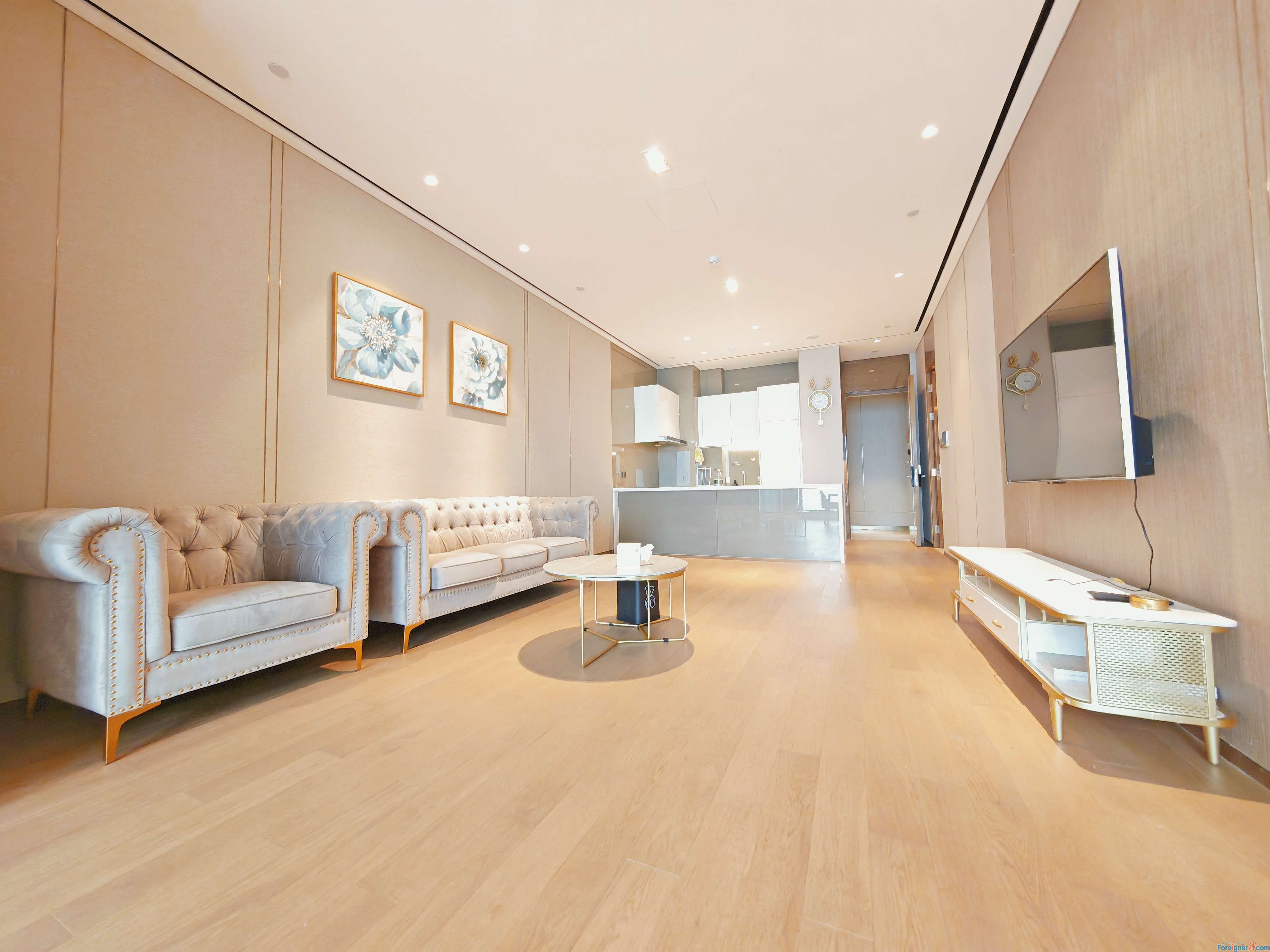 Amazing！！！IFS apartment，156sqm，2rooms，2baths，well-kept, spacious, large kitchen, modern, bright, luxurious