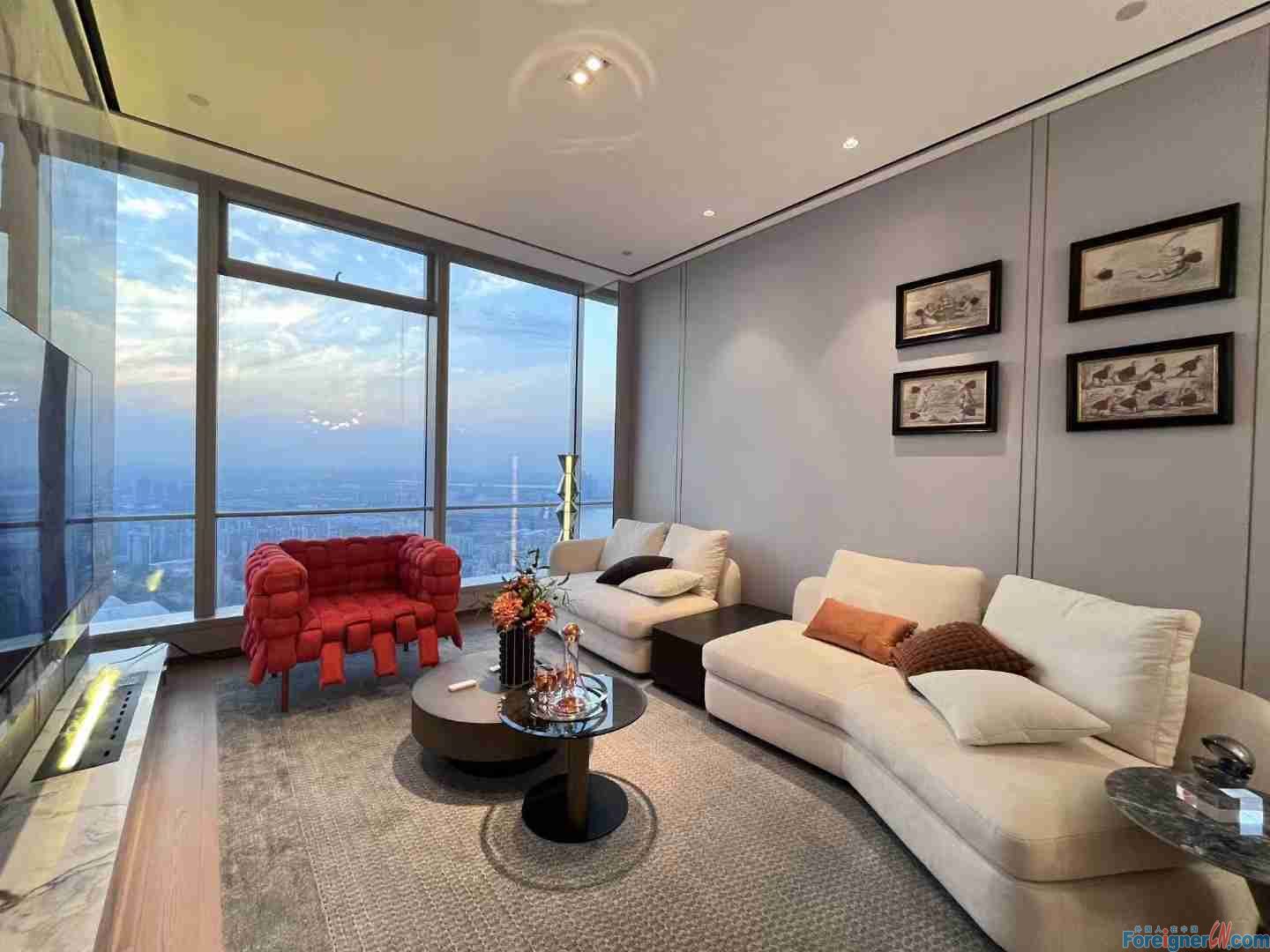 High Floor!! IFS Sky Residence Apartment rent Times Square SIP Suzhou/2 bedroom and 2bathroom/Central AC,Floor heating,bathtub/close Jinji Lake/ Subway Station