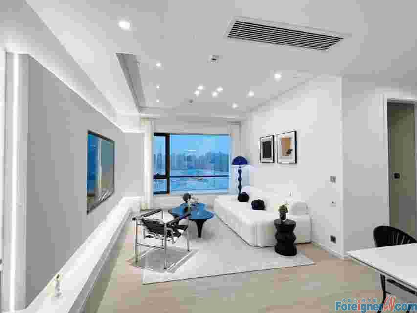 High Floor!! Eslite Residence apartment to rent in SIP/ Floor heating and central AC/lots of light room/Nearby Jinji Lake and Moon habor,Time Square,Subway line 1 