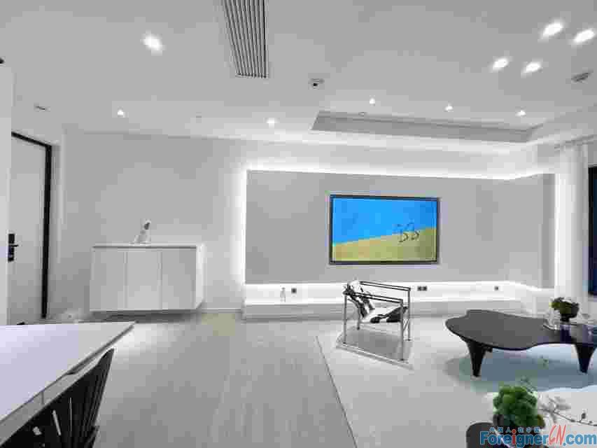 High Floor!! Eslite Residence apartment to rent in SIP/ Floor heating and central AC/lots of light room/Nearby Jinji Lake and Moon habor,Time Square,Subway line 1 