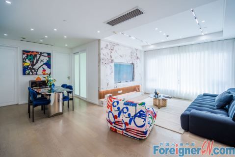 Fantastic！！！ Eslite Residence，2rooms ,2 baths,126 sqm ，clean, well-kept, spacious, large kitchen, modern