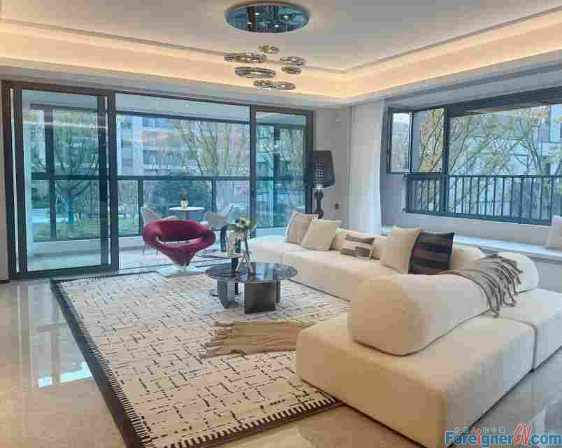 Wonderful!!!YIHE LINGLONG,4room,4bath,,243sqm,large kitchen, modern, bright, luxurious, well-located
