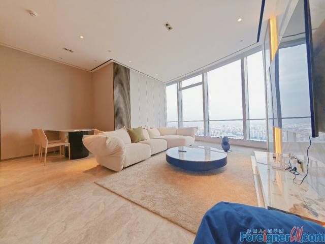 Great！！！IFS apartment，2room，2bath，210sqm，clean, well-kept, spacious, large kitchen, modern, bright