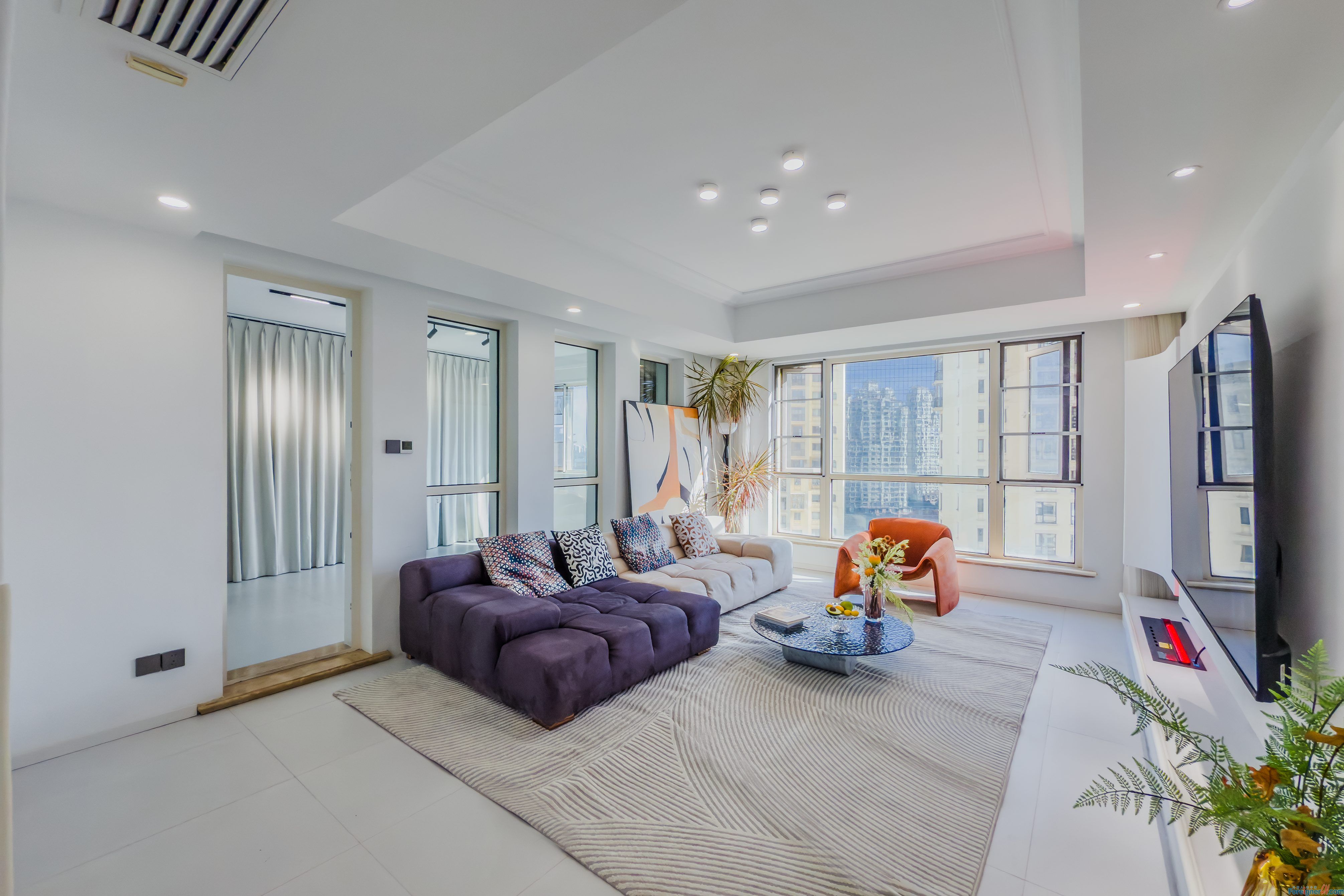 Fabulous!! Horizon Resort in SIP,r4rooms,2bath,187sqm,clean, well-kept, spacious, large kitchen, modern, bright, luxurious, well-located, lake view, cozy 