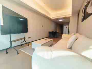 Great!!!XingHu One apartment，1room，1bath，102sqm，clean, well-kept, spacious, large kitchen, modern, bright