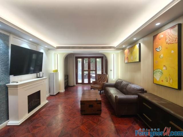 Terrific！！！YOUNGOR FASHION，3rooms，2baths，230sqm，well-kept, spacious, large kitchen, modern, bright, luxurious