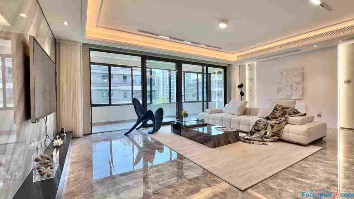 Splendid!!!NEW PARK MANSION,4rooms,3baths,194sqm,clean, well-kept, spacious, large kitchen, modern, bright, luxurious, well-located