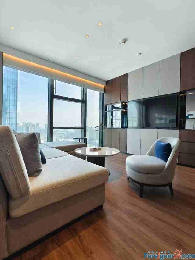 New!! Marriott EXECUTIVE APARTMENTS to rent in SIP/High Floor/ central AC,lots of light room/Nearby Jinji Lake and Moon habor,SUZHOU CENTRE/XINGHAI Square,Subway line 1 