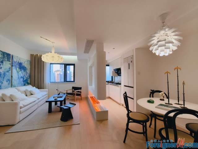 Terrific！！！Shanghai Nanji apartment，2rooms，2baths，108sqm，well-kept, spacious, large kitchen, modern, bright, luxurious