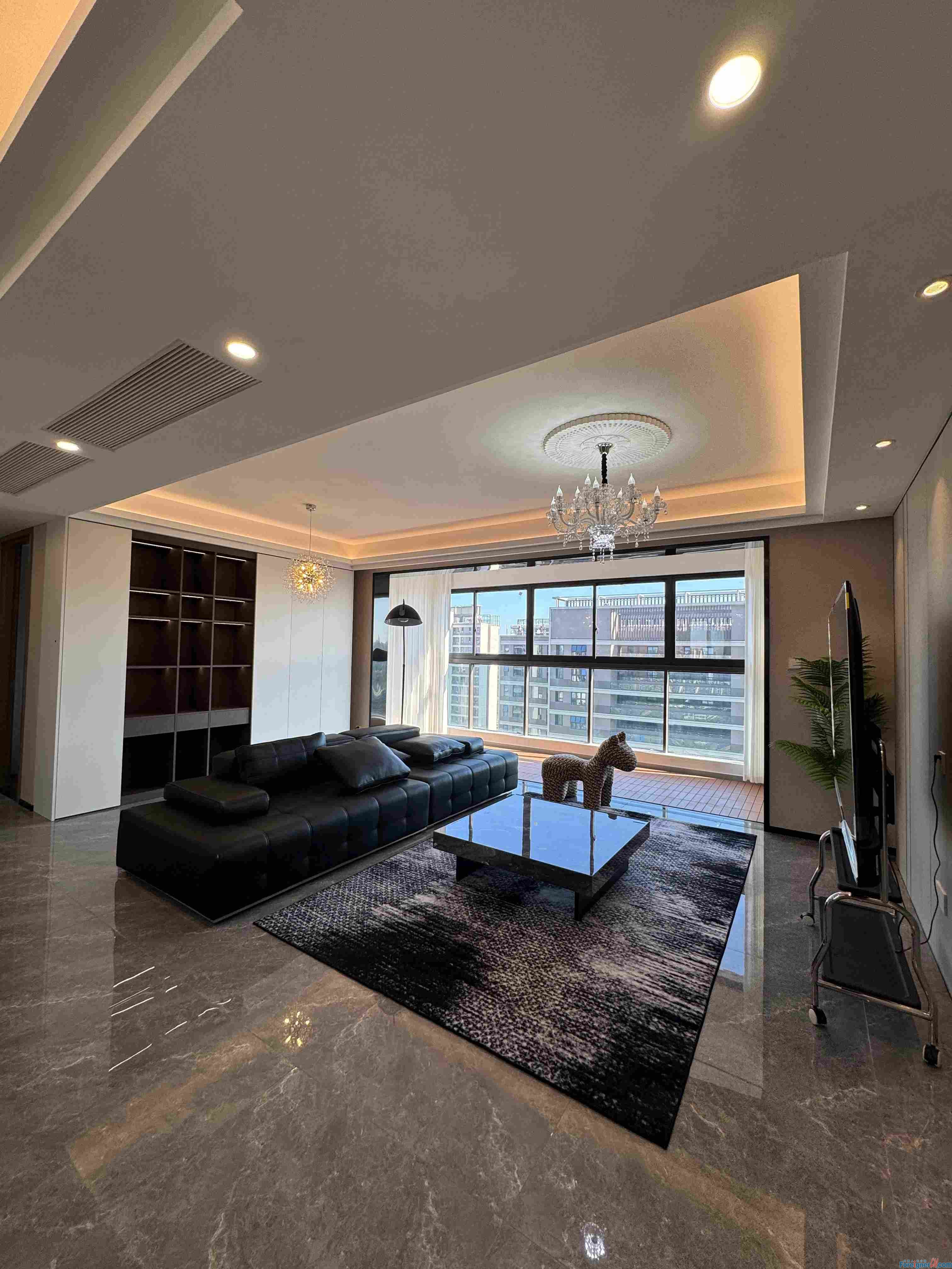First time Rent !! Suzhou apartment rent in Xiangcheng /Expats living in Suzhou/3 rooms/2 baths/Modern/Brand new /Central AC/Floor heating/nice kitchen with oven/dishwasher/Close to metro