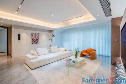 Brand new !!Fabulous apartment to rent in Suzhou / apartment for expats /High-end design/4room /3 bath/Beautiful Environment /Floor heating/modern /Central AC/buit-in oven /Fuly furnished/Close to SSIS,OCAC,Dulwich schools