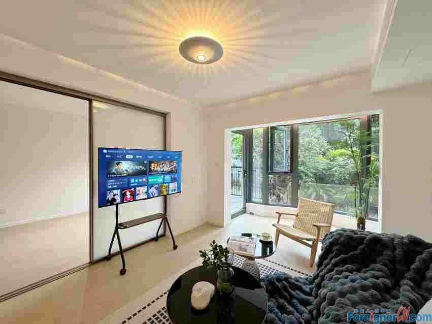 1st floor with garden！！Changle flat to rent in Xuhui Shanghai