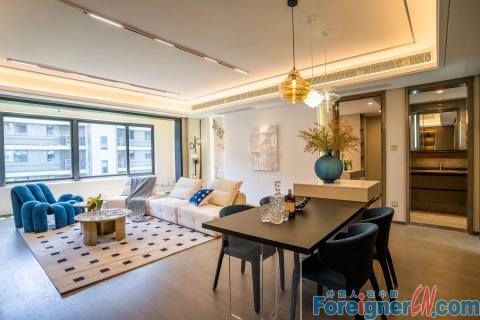 High-end!!Suzhou expats housing/New Park Mansion apartment in Suzhou / High-end apartment for expats /3 rooms/2 baths/Family friendly/ Floor heating /dryer/unique style / Central AC/Open kitchen,Built in Oven/dishwasher/Close to SSIS ,OCAC,Dulwich interna