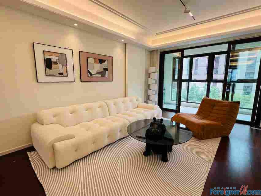 Gorgeous!! Living in Suzhou industrial park/Park Mansion apartment rent for expats in Suzhou/4rooms/2 baths/Family friendly/ Floor heating /dryer/luxury design/Central AC/fully furnished/built-in Oven/dishwasher/customized cabines/ Close to OCAC and SSIS 