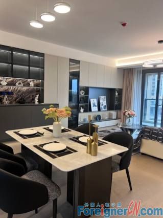 Excellent location !!Living in suzhou/ Modern apartment rent in Suzhou  /3 rooms / /dryer/Modern /New/Central AC/fully furnished/customized cabinets /close to subway station line 5