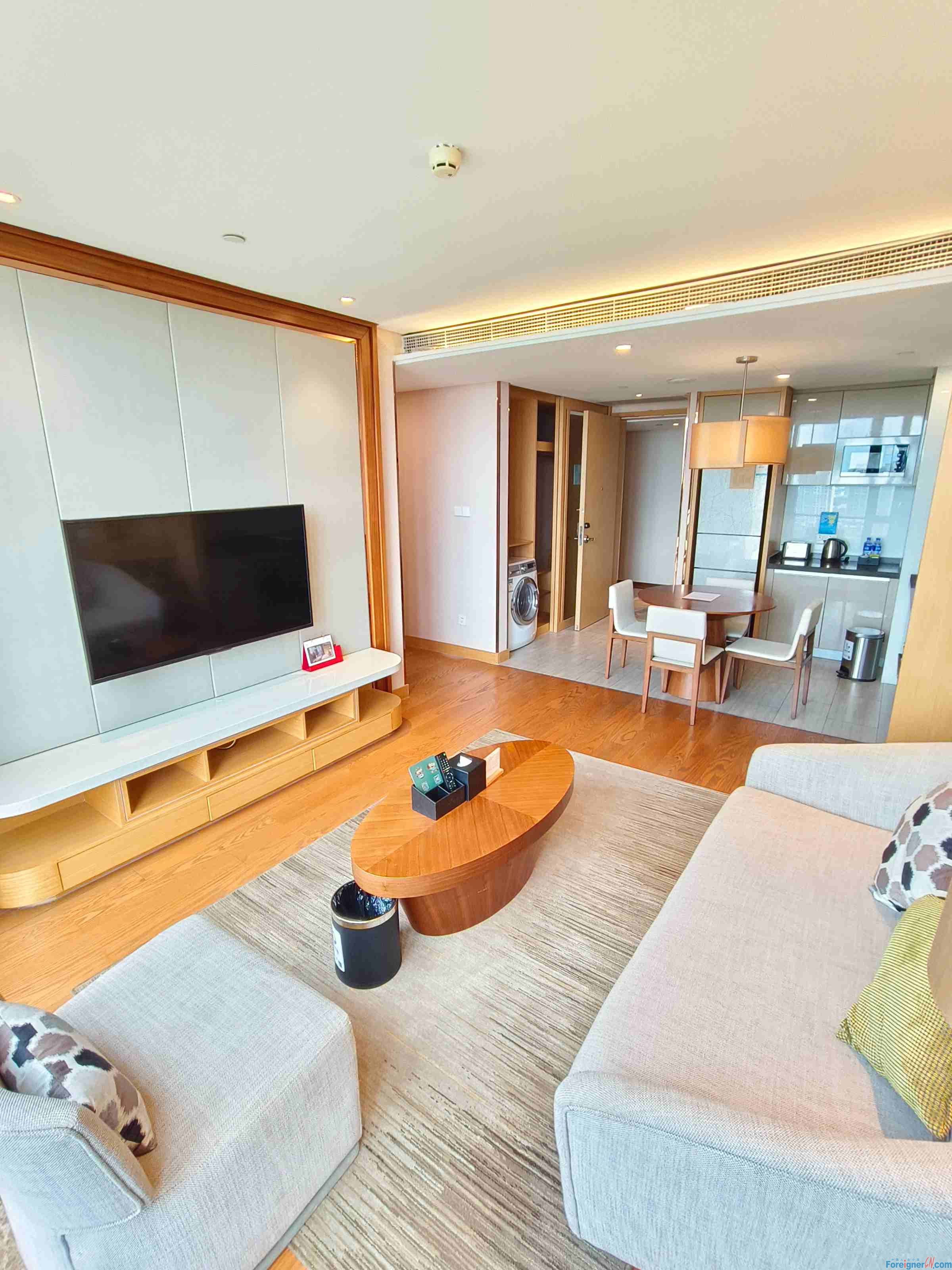 Wonderful !! Expats Living in suzhou/ Somerset BaiTang Hotel in Suzhou /short-term apartment rent in suzhou /2 rooms /dryer/Modern /comfortable rooms /Central AC/fully furnished/close to Aeon shopping mall /close to subway station line 1