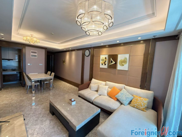 3-bedroom apartment for rent in Donggang,Zhongshan district