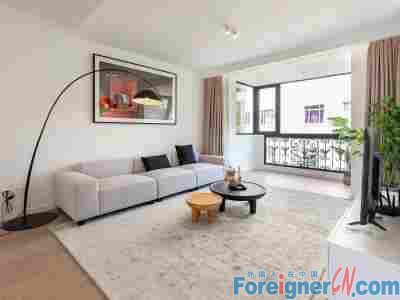 City skyline views! Tianji Garden apartment for rent in Xujiahui