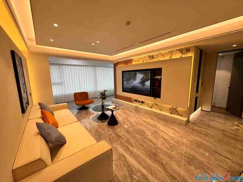 Fantastic!! Modern apartment rent in Suzhou!!/Close to SSIS,OCAC,Dulwich schools/3 rooms/ pets Friendly/Property rent in Suzhou/Floor heating and central AC/fully furnished/close to Aeon shopping mall and Vanguard