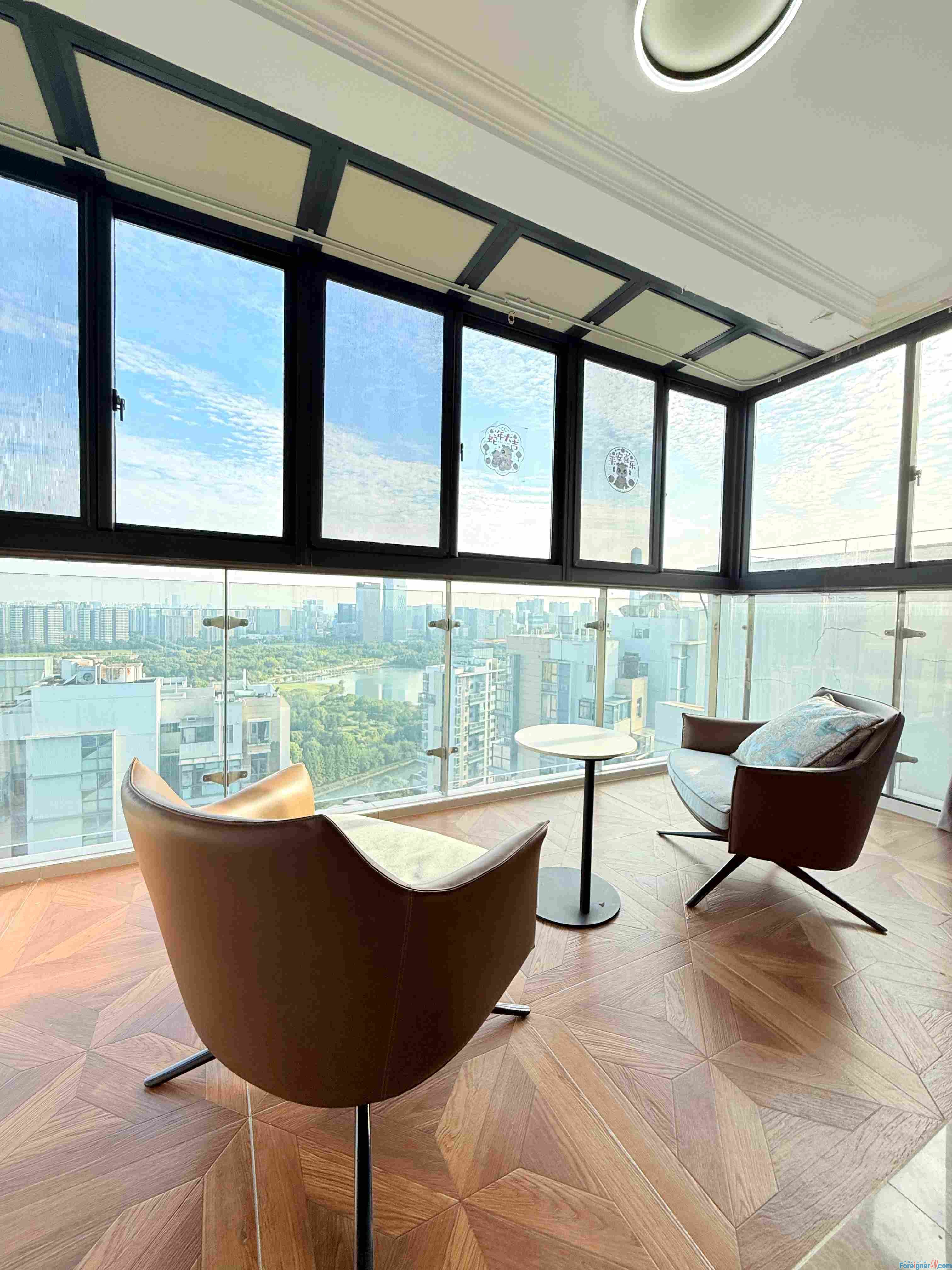 Fantastic!! Expats living life in suzhou/5rooms /Housing allowance rental in Suzhou/Family Living/well-lit and airy/Close to AEON/subway line1 /BaiTang park/ Skema /International schools OCAC/Dulwish/SSIS